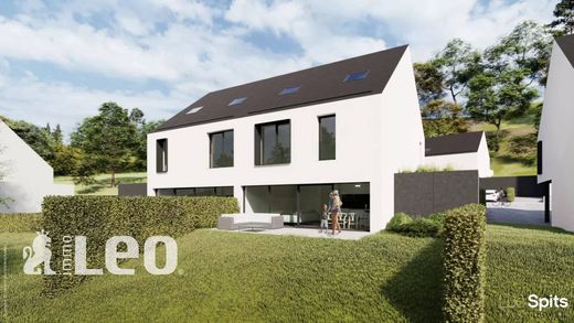 Maison de luxe à Brandenbourg, Tandel