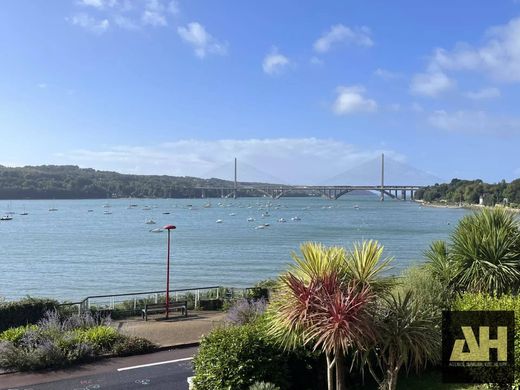 豪宅  Le Relecq-Kerhuon, Finistère