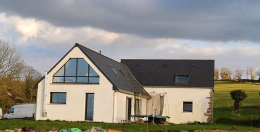 Luxury home in Rosnoën, Finistère