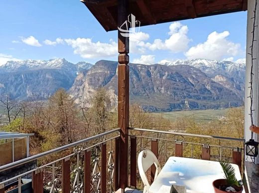 Villa in Salorno, Bolzano