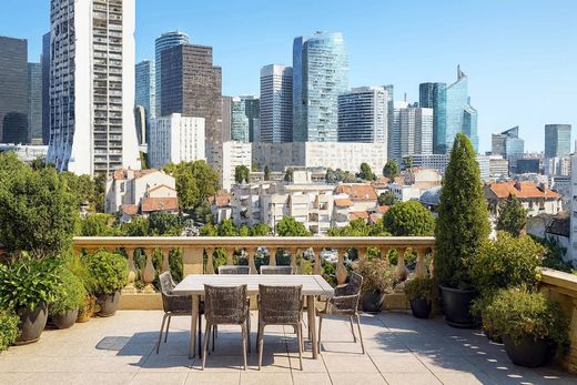 Apartment in Puteaux, Hauts-de-Seine