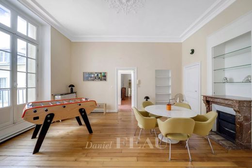 Apartment in Versailles, Yvelines