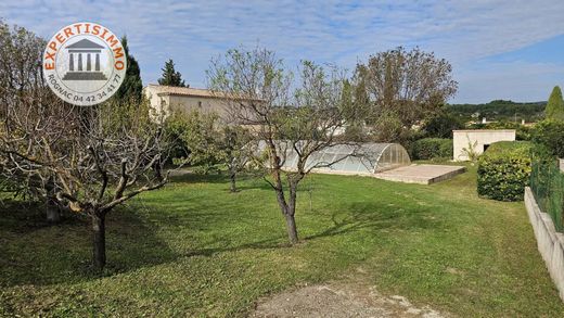 Casa di lusso a Velaux, Bocche del Rodano