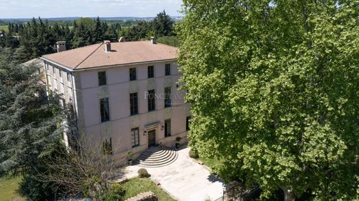 Maison de luxe à Nîmes, Gard