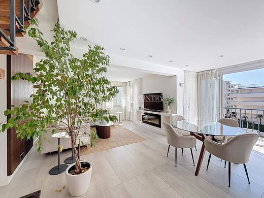 Apartment in Cannes, Alpes-Maritimes