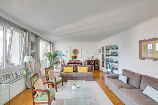 Квартира, La Muette, Auteuil, Porte Dauphine, Paris