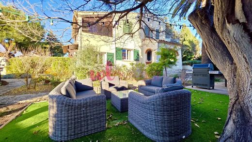 La Ciotat, Bouches-du-Rhôneの高級住宅