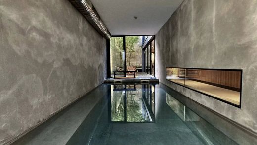 Luxury home in Bordeaux, Gironde
