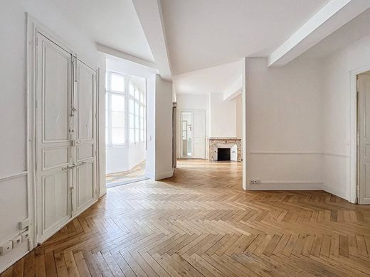 Apartment / Etagenwohnung in Toulouse, Haute-Garonne