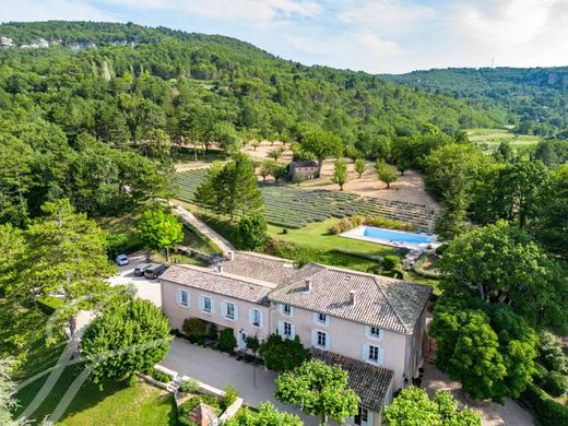 Saignon, Vaucluseの高級住宅