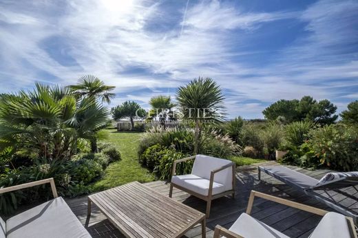 La Rochelle, Charente-Maritimeの高級住宅