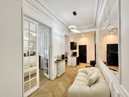 Apartament w La Muette, Auteuil, Porte Dauphine, Paris