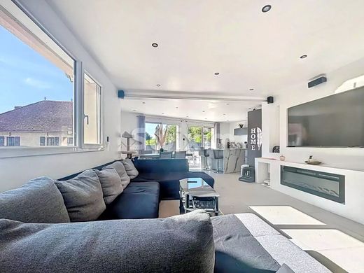 Luxe woning in Chilly, Haute-Savoie