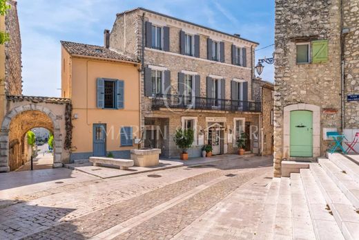Casa di lusso a La Colle-sur-Loup, Alpi Marittime