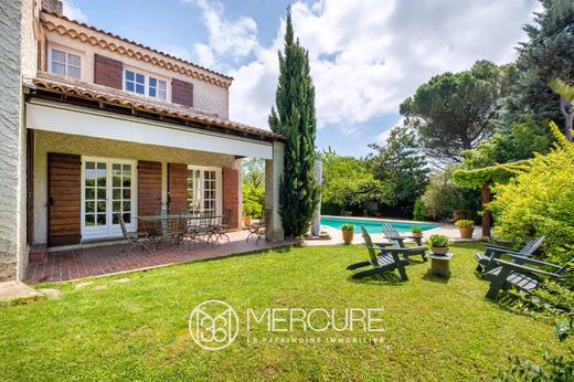 Luxury home in Saint-Priest, Rhône