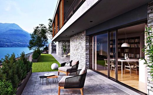 Villa a Laglio, Como