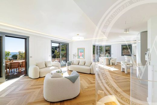 Apartment / Etagenwohnung in Roquebrune-Cap-Martin, Alpes-Maritimes
