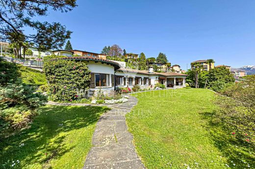 Villa a Breganzona, Lugano