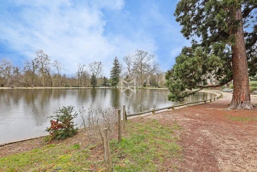 Квартира, Нейи-сюр-Сен, Hauts-de-Seine