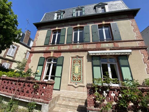 Вилла, Cabourg, Calvados