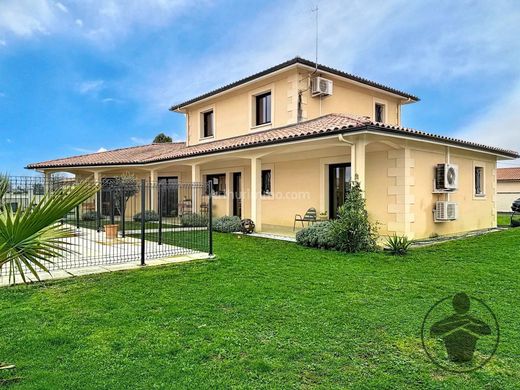 Luksusowy dom w Camps-sur-l'Isle, Gironde