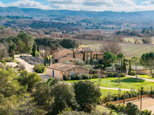 Luxury home in Bonnieux, Vaucluse