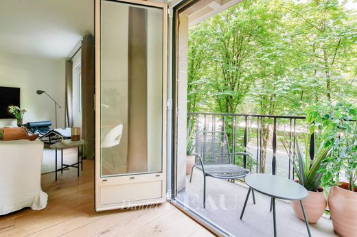 套间/公寓  Champs-Elysées, Madeleine, Triangle d’or, Paris