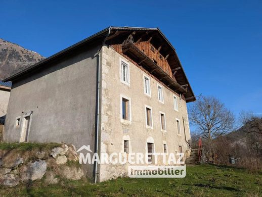 Landhaus / Bauernhof in Mieussy, Haute-Savoie