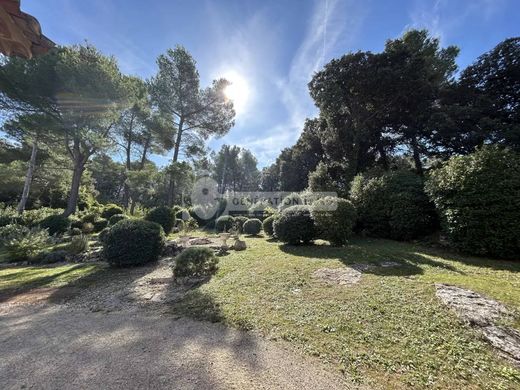 Luxury home in Fontvieille, Bouches-du-Rhône