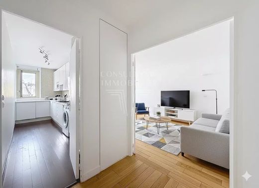 Apartment in La Muette, Auteuil, Porte Dauphine, Paris