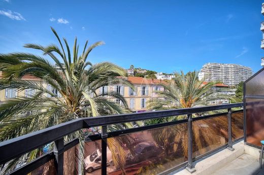 아파트 / 칸, Alpes-Maritimes