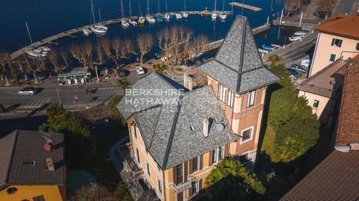 Villa in Varese, Provincia di Varese