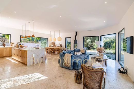 Luksusowy dom w La Colle-sur-Loup, Alpes-Maritimes