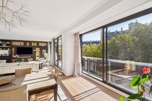 Apartament w La Muette, Auteuil, Porte Dauphine, Paris