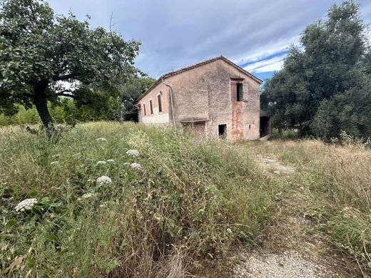 Opio, Alpes-Maritimesの高級住宅