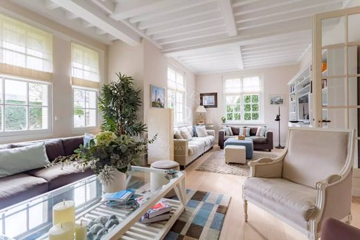 Deauville, Calvadosのヴィラ