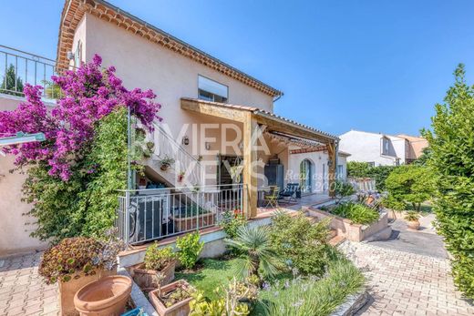 Luxury home in Fréjus, Var