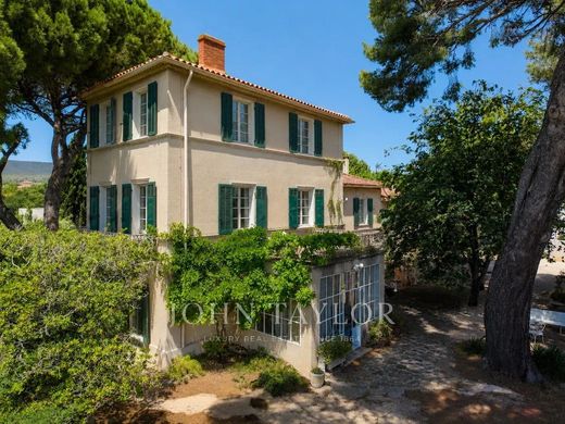 Элитный дом, Saint-Cyr-sur-Mer, Var