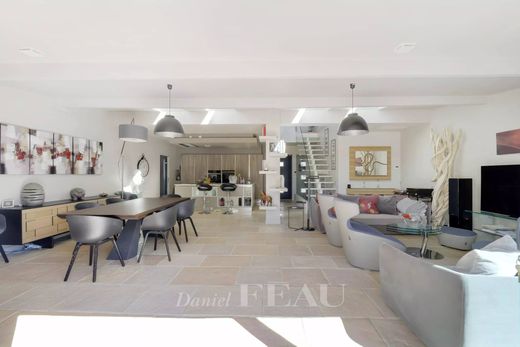 Maison de luxe à Versailles, Yvelines