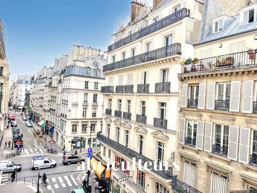 Apartment / Etagenwohnung in Chatelet les Halles, Louvre-Tuileries, Palais Royal, Paris