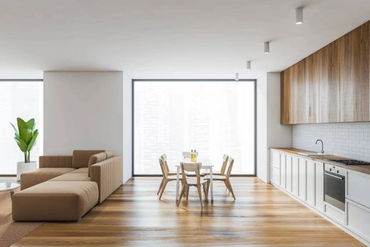 Apartment / Etagenwohnung in Fontainebleau, Seine-et-Marne