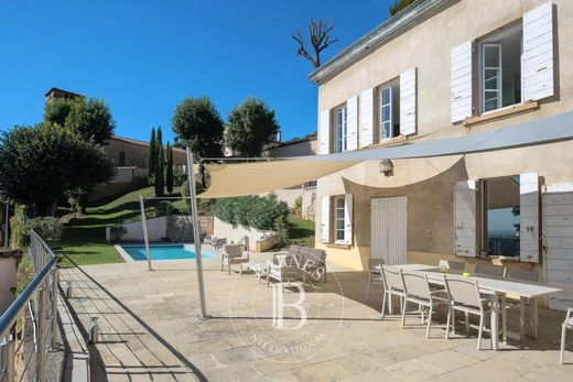 Luxury home in Collonges-au-Mont-d'Or, Rhône