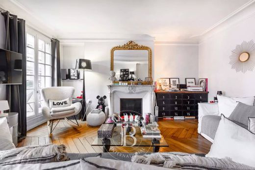 Διαμέρισμα σε Champs-Elysées, Madeleine, Triangle d’or, Paris