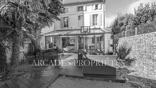 Luxus-Haus in Libourne, Gironde