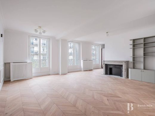 Apartment in Provence-Opéra – Grands Boulevards, Paris