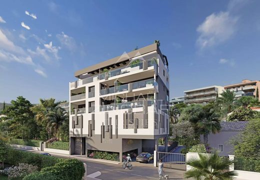 Duplex appartement in Juan-les-Pins, Alpes-Maritimes