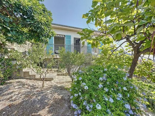 Villa in Menton, Alpes-Maritimes