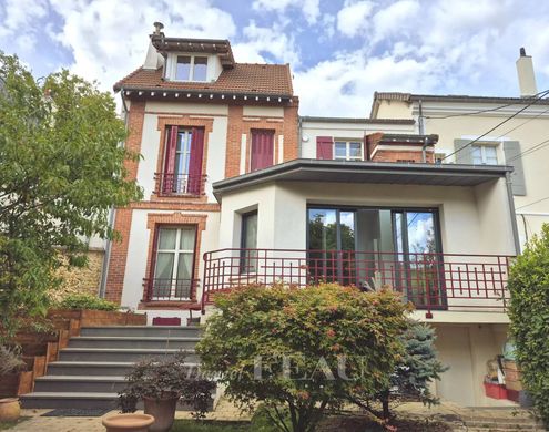Luxury home in Viroflay, Yvelines