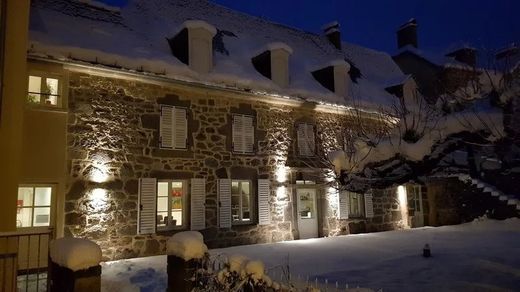 Luxury home in Aurillac, Cantal