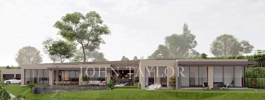 Grond in Biot, Alpes-Maritimes